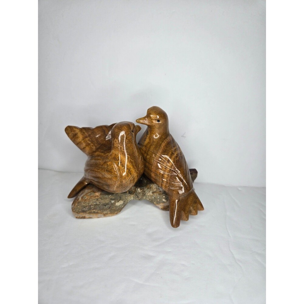 Vintage Quartz Alabaster LOVE BIRDS Turtle Doves ON BASE FIGURINE Hand-carved